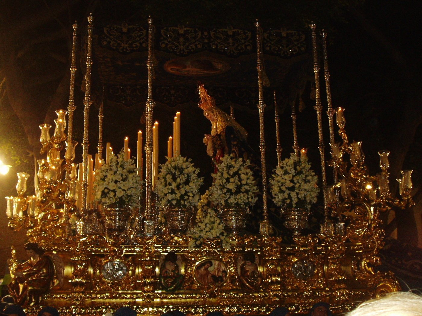trono Amor malaga
