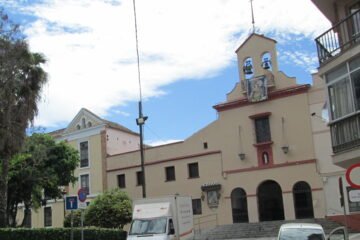 Fachada de la iglesia de la Divina Pastora y Santa Teresa en Málaga